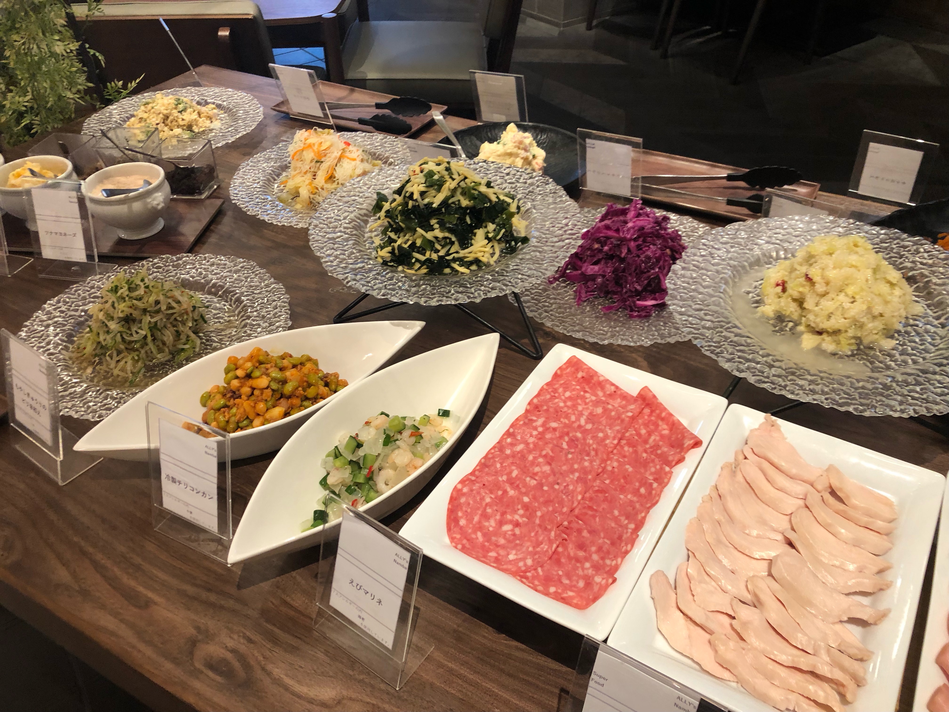 朝食ビュッフェ