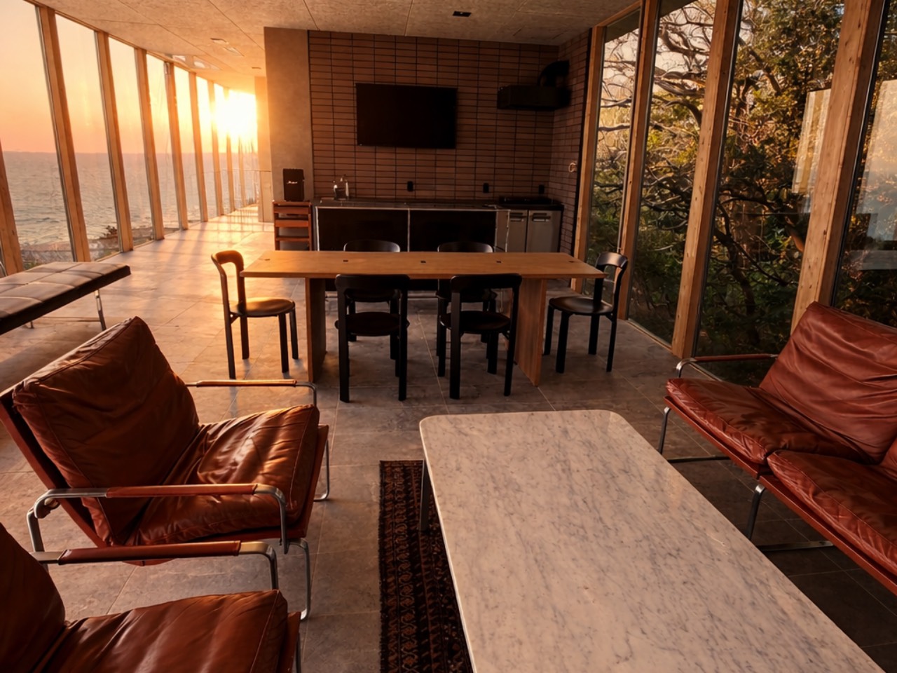 POOLHOUSE内観（SUNSET）