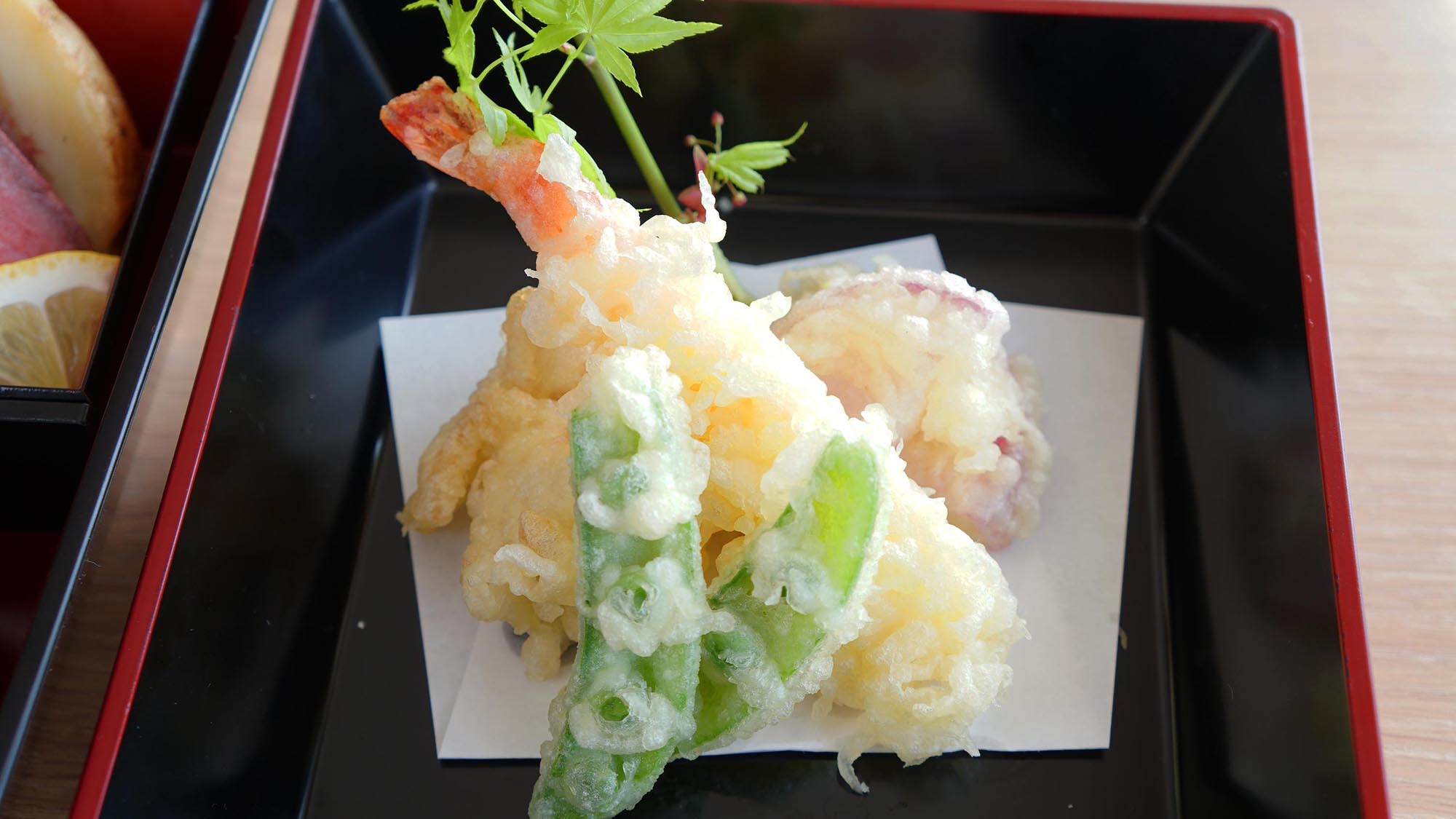 ・おおるり御膳／地元の食材を活かした季節の天ぷら5種 イメージ