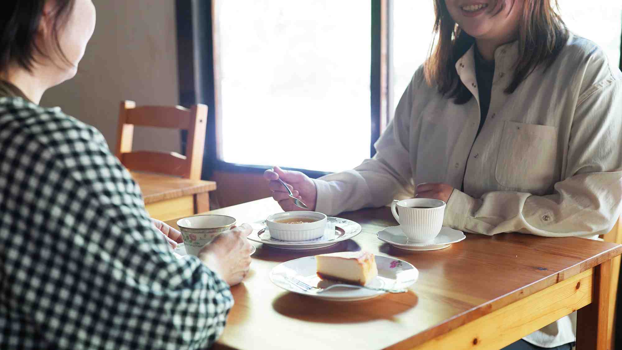 コーヒーとスイーツ、上高地の癒し空間