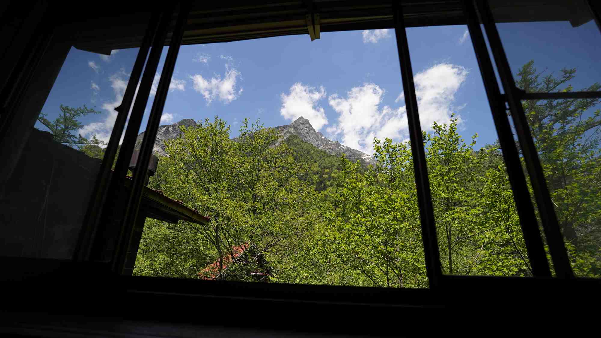 【東館・和室８畳】お部屋からの眺望