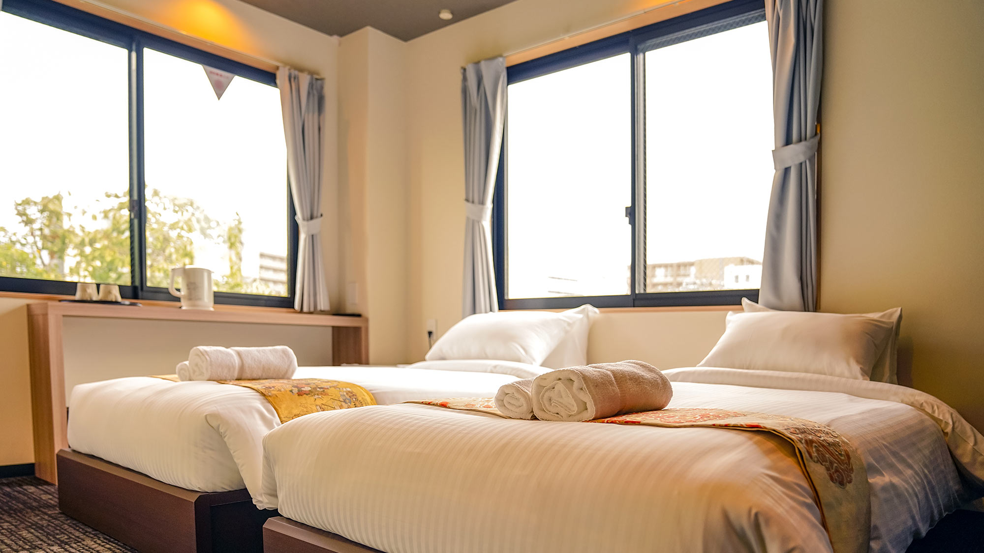 ・洋室　シングルベッドを２台設置しています