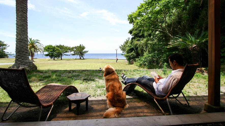 ・オーシャンフロントの極み！お部屋から海岸へ歩いて行けます