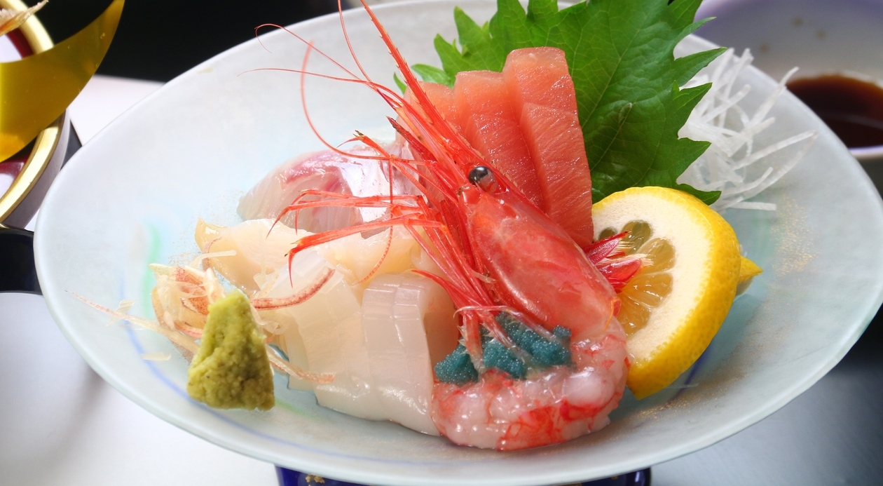 【2食付】 料亭に泊まる。鮮度抜群な日本海の幸を存分に味わう彩りの「会席料理」当館基本プラン