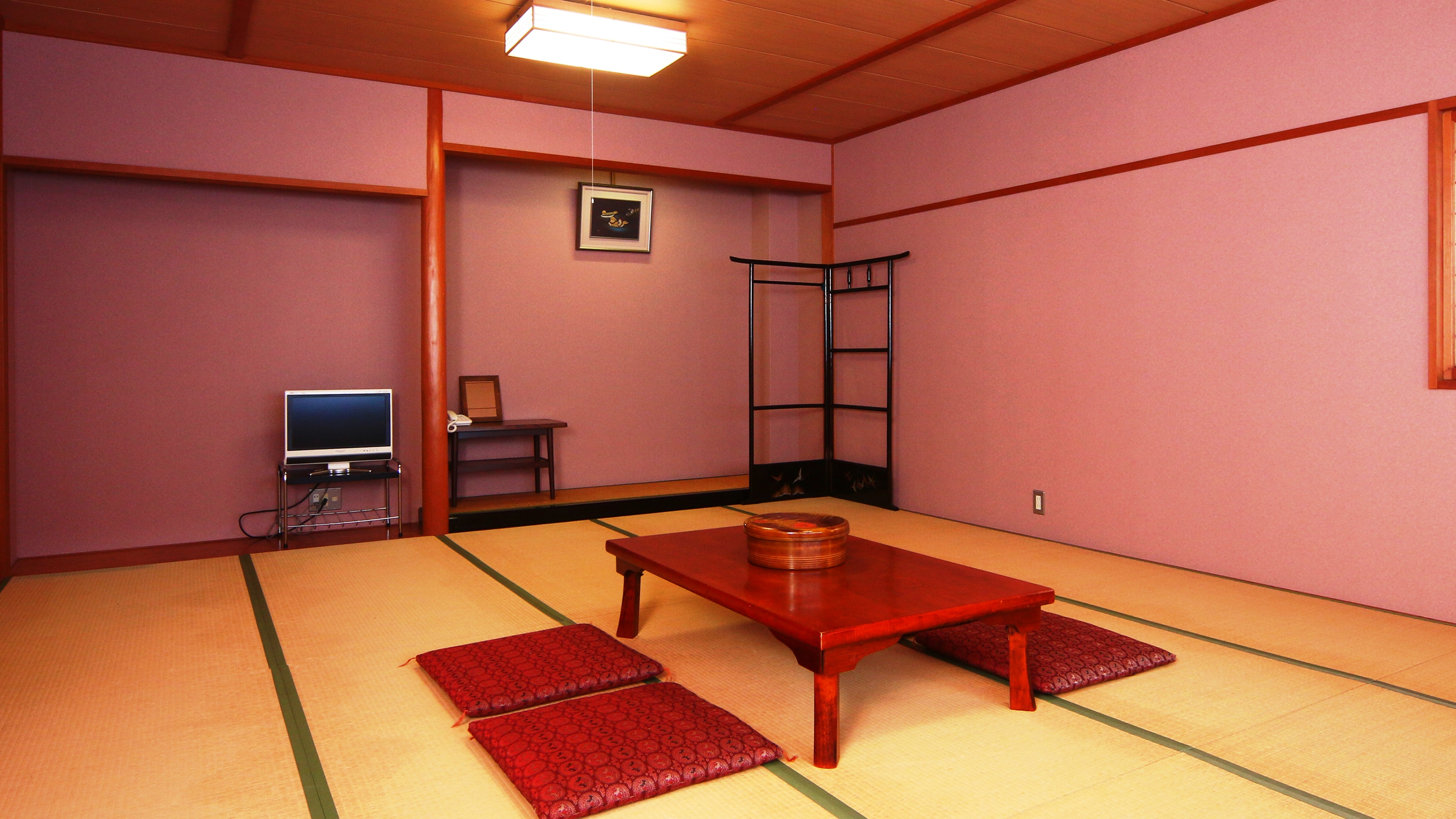 和室「夕映」◆15畳の悠々とした広さの部屋で1日の疲れを癒してください。
