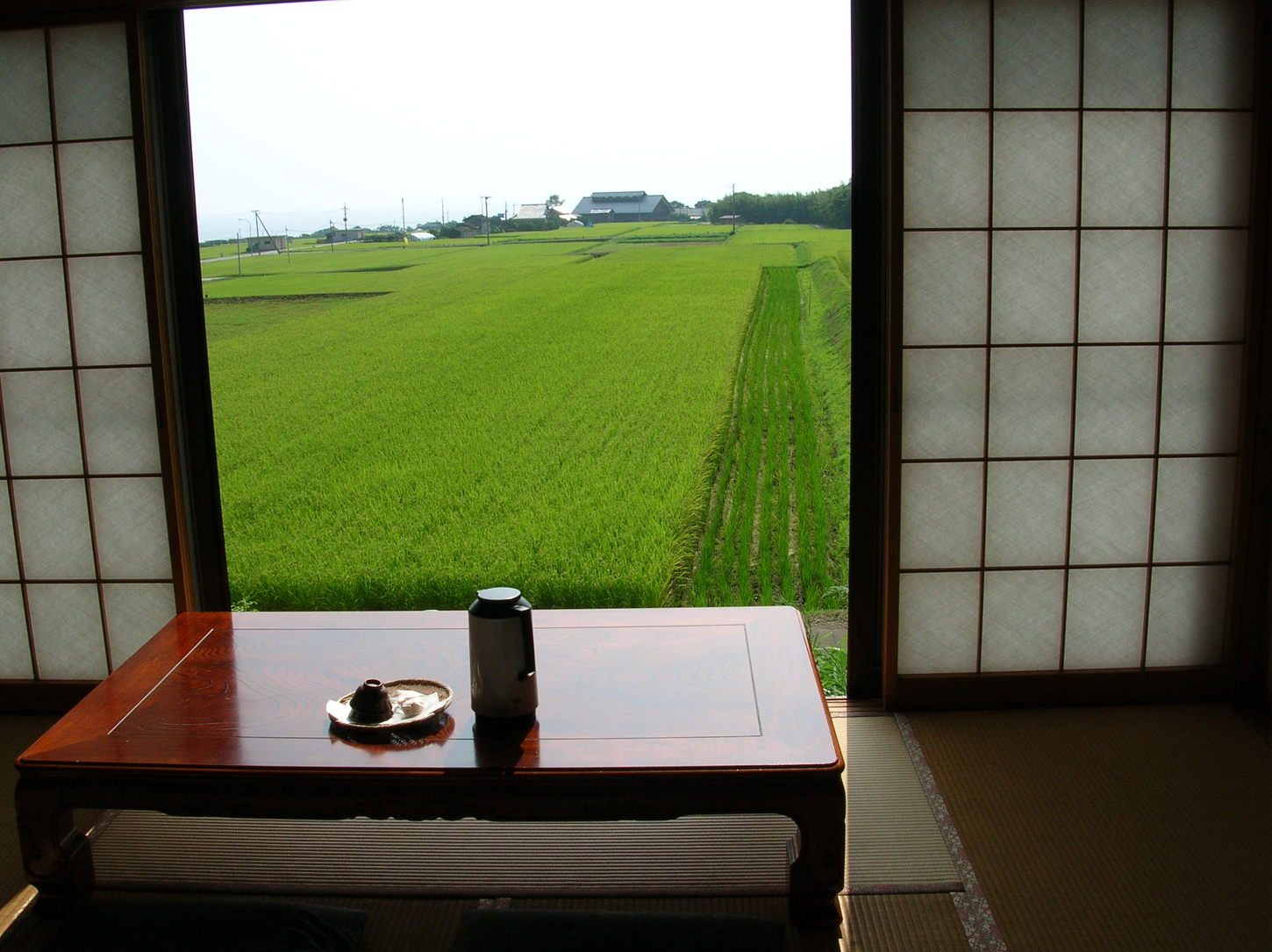 一泊素泊　和室