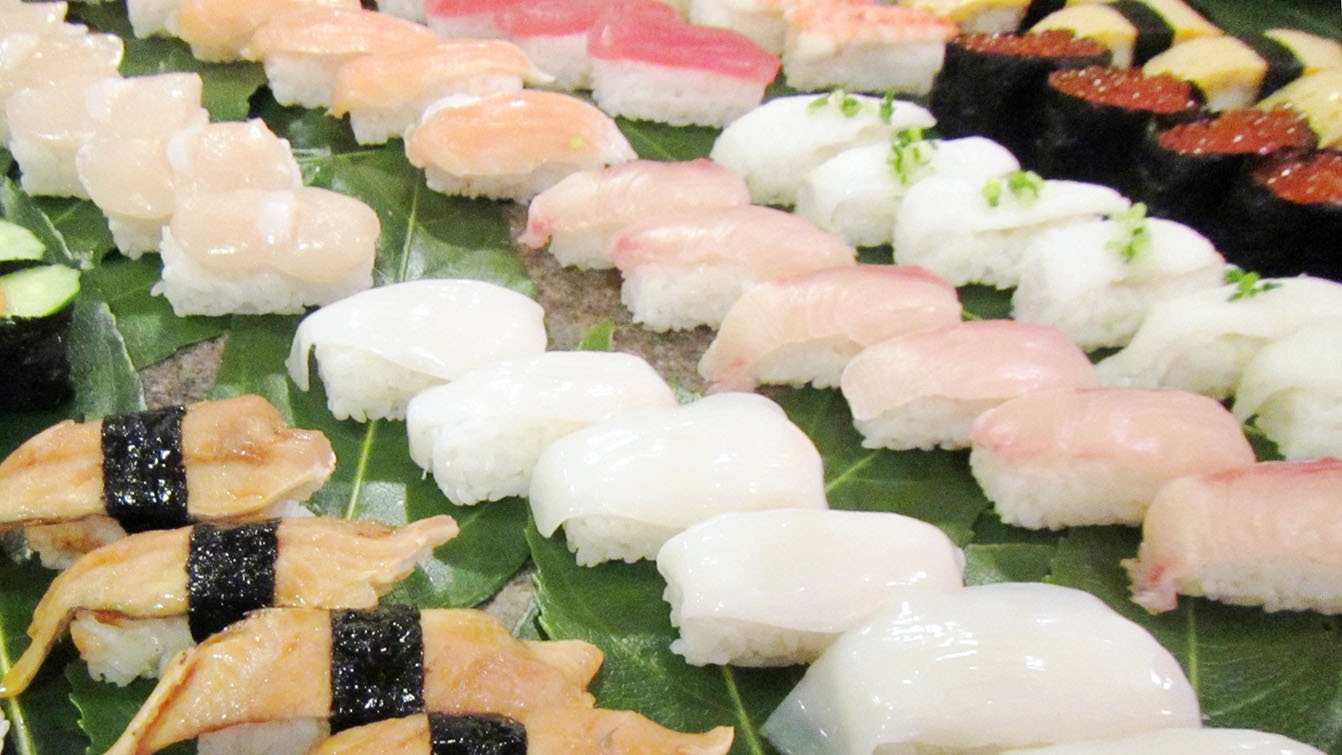 【 年末年始限定 】特別なお料理で新年をお祝い♪飲み放題付◇−2食付−
