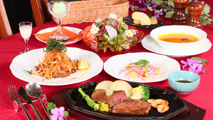 夕食 -Dinner-　伊豆半島唯一のブランド牛「伊豆牛」のステーキをメインに◇