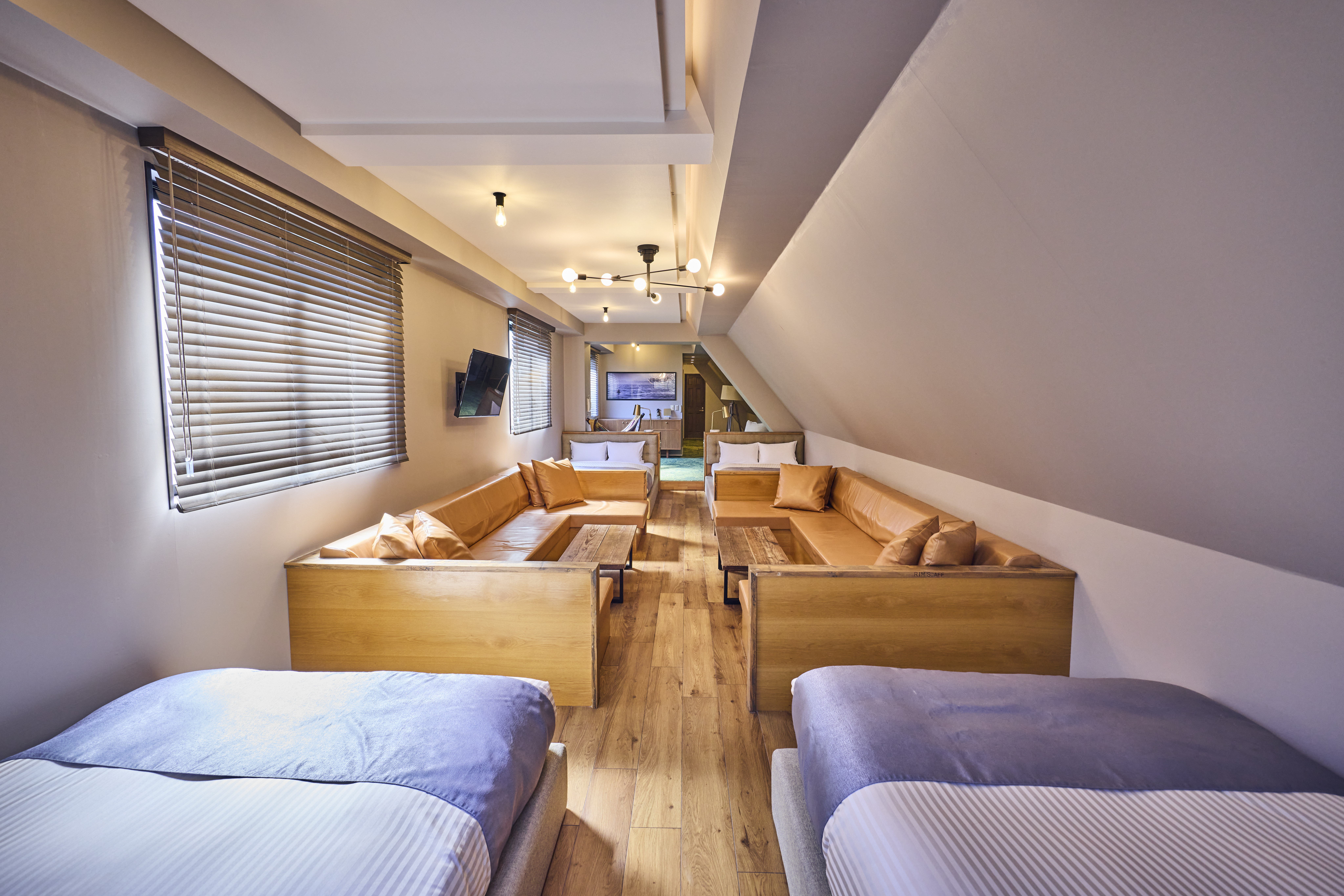 Family Room with Hammock