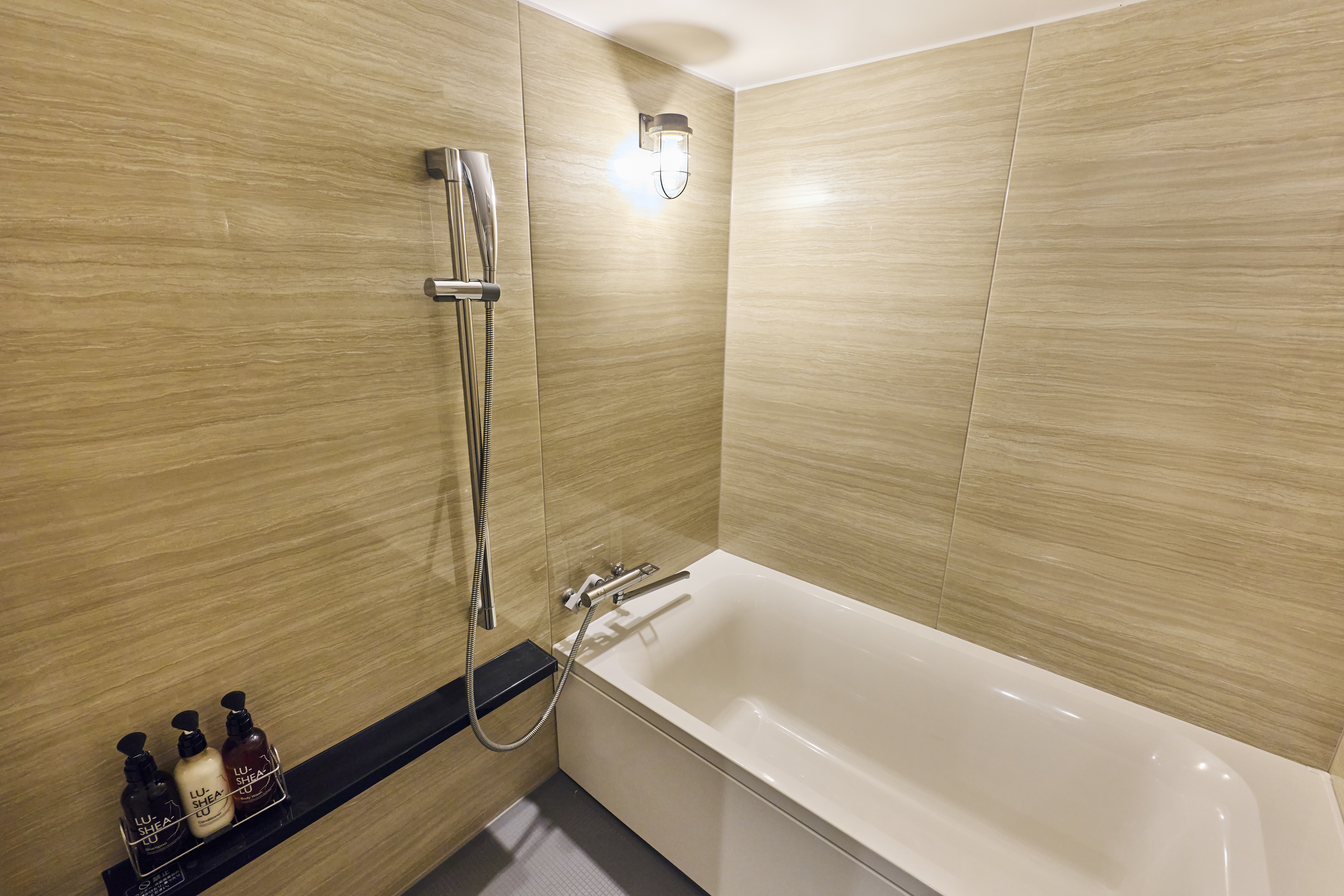 Family Room with Hammock