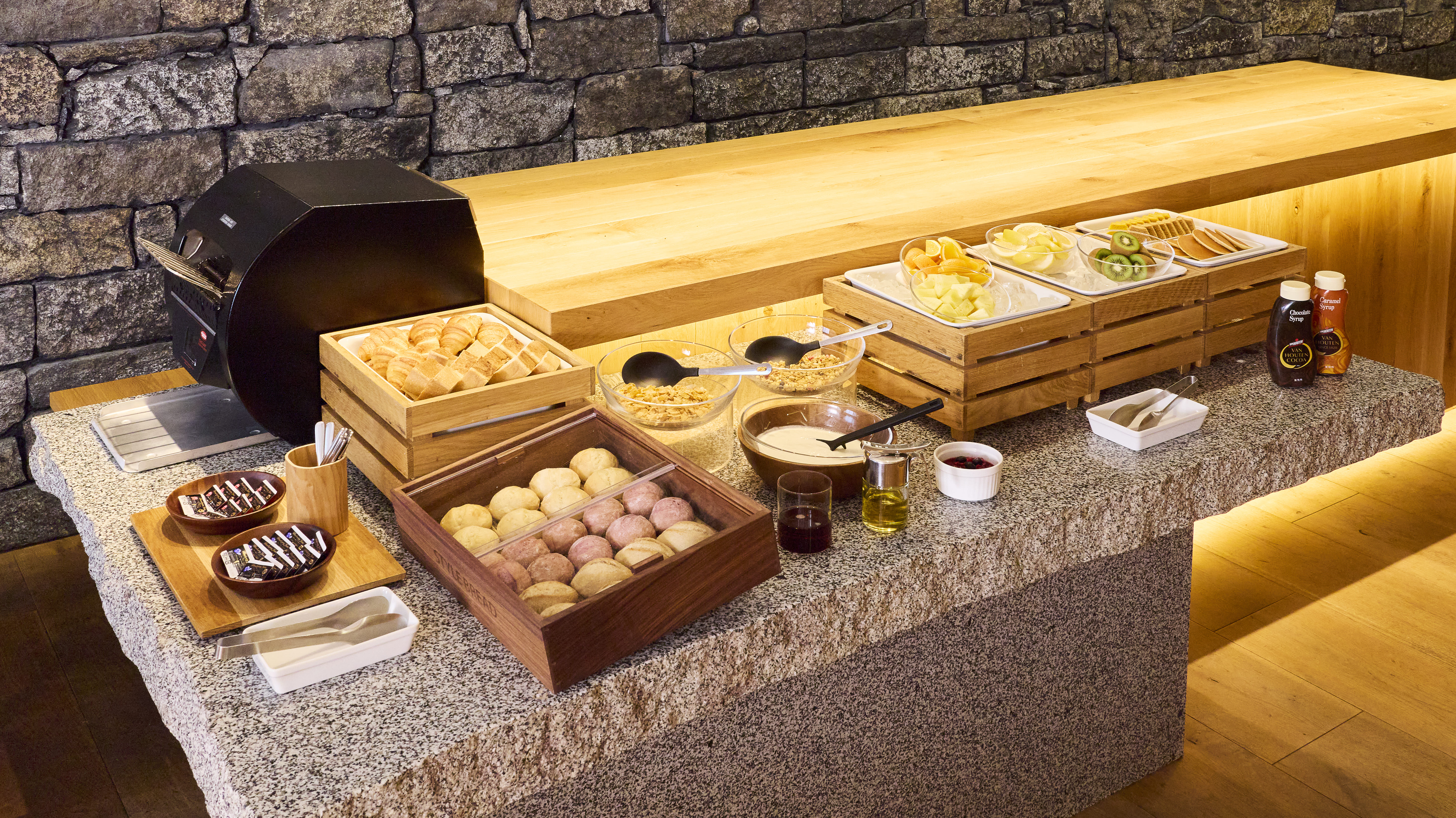 パン・シリアルフルーツ（イメージ）