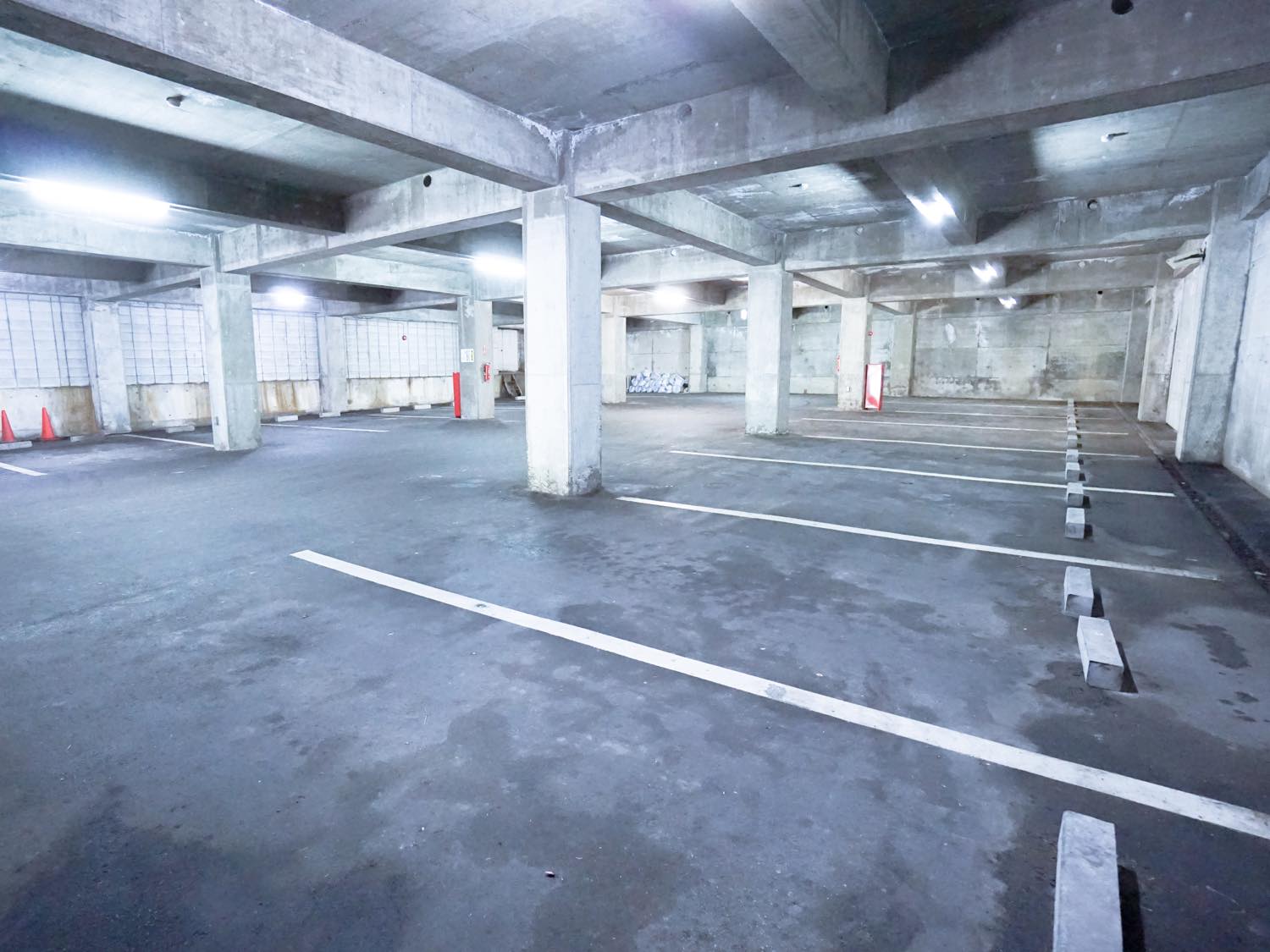 サービス【駐車場】