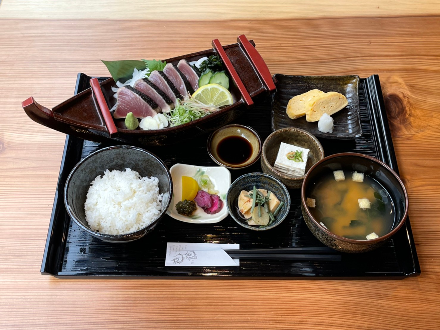 鰹のタタキ定食