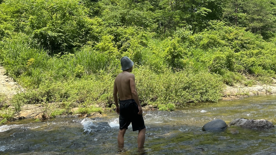 弘法の霊水サウナ　大杉谷川の清流で冷やす、天然の水風呂と森林の外気浴を楽しめます