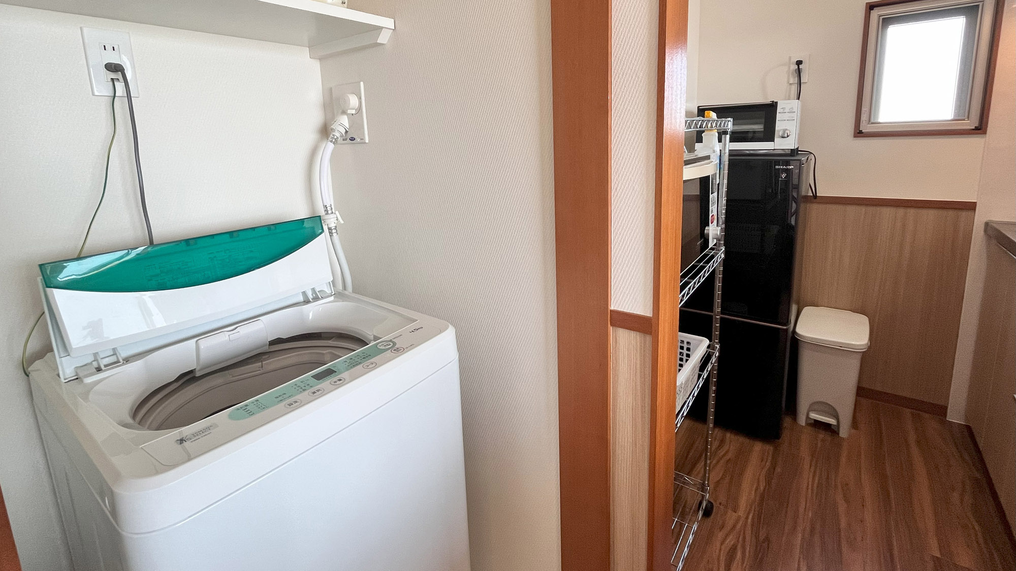 【客室・ワイドツイン】　洗濯機付きのお部屋です