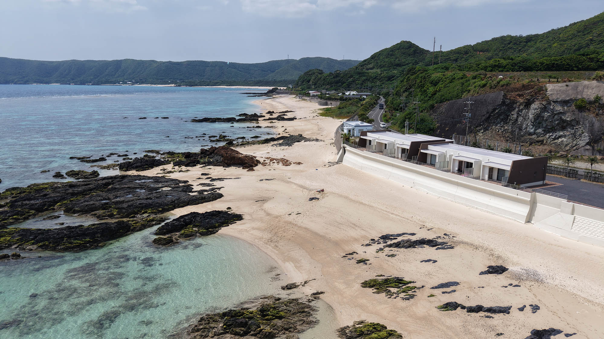 当館は海の目の前にございます