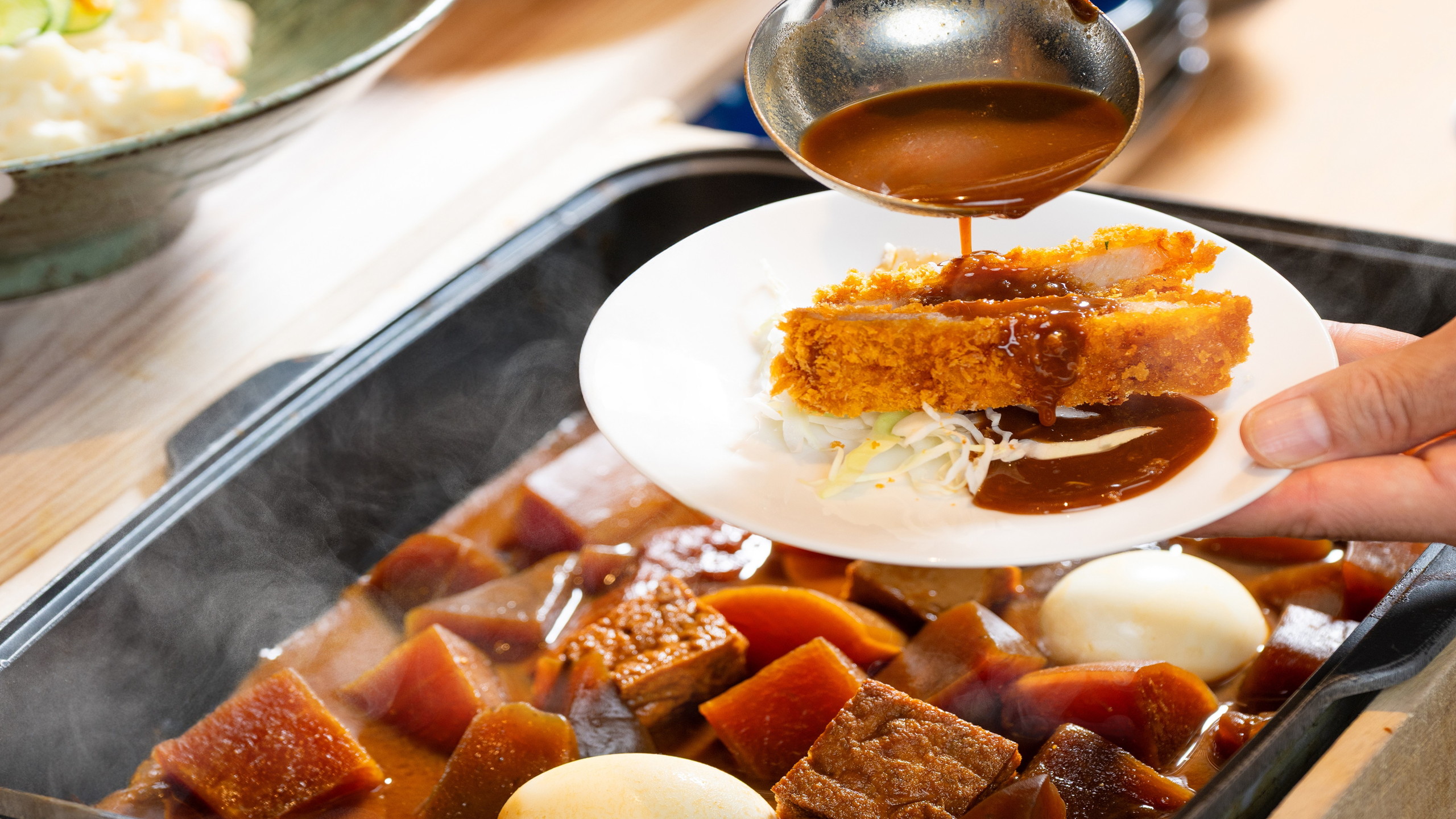 朝食　みそかつ【名古屋めし】