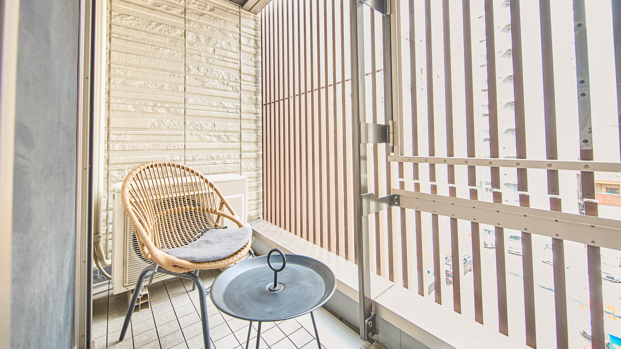 【バルコニー付きツインルーム】ポカポカ天気の日にはバルコニーでコーヒーでも