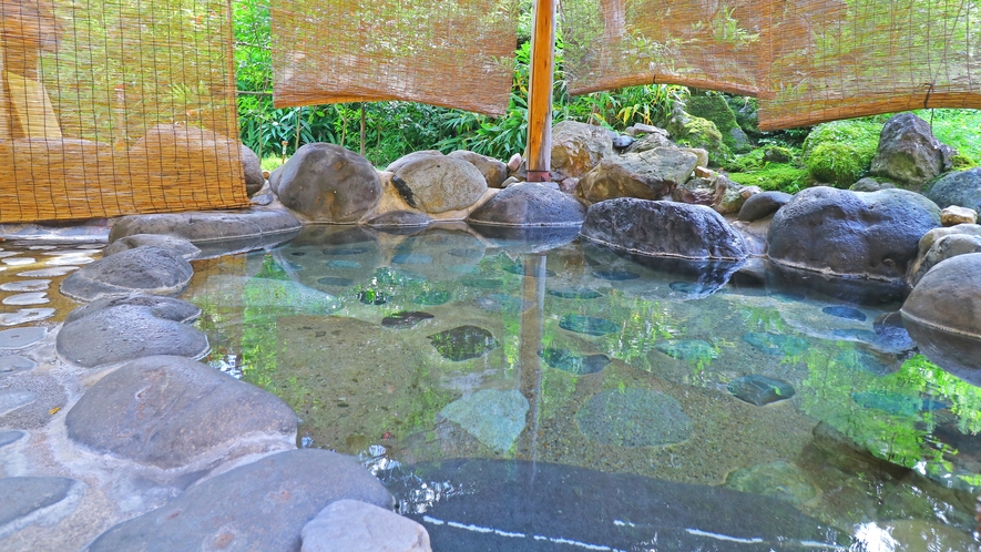 歴史のある湯野上温泉を満喫ください。