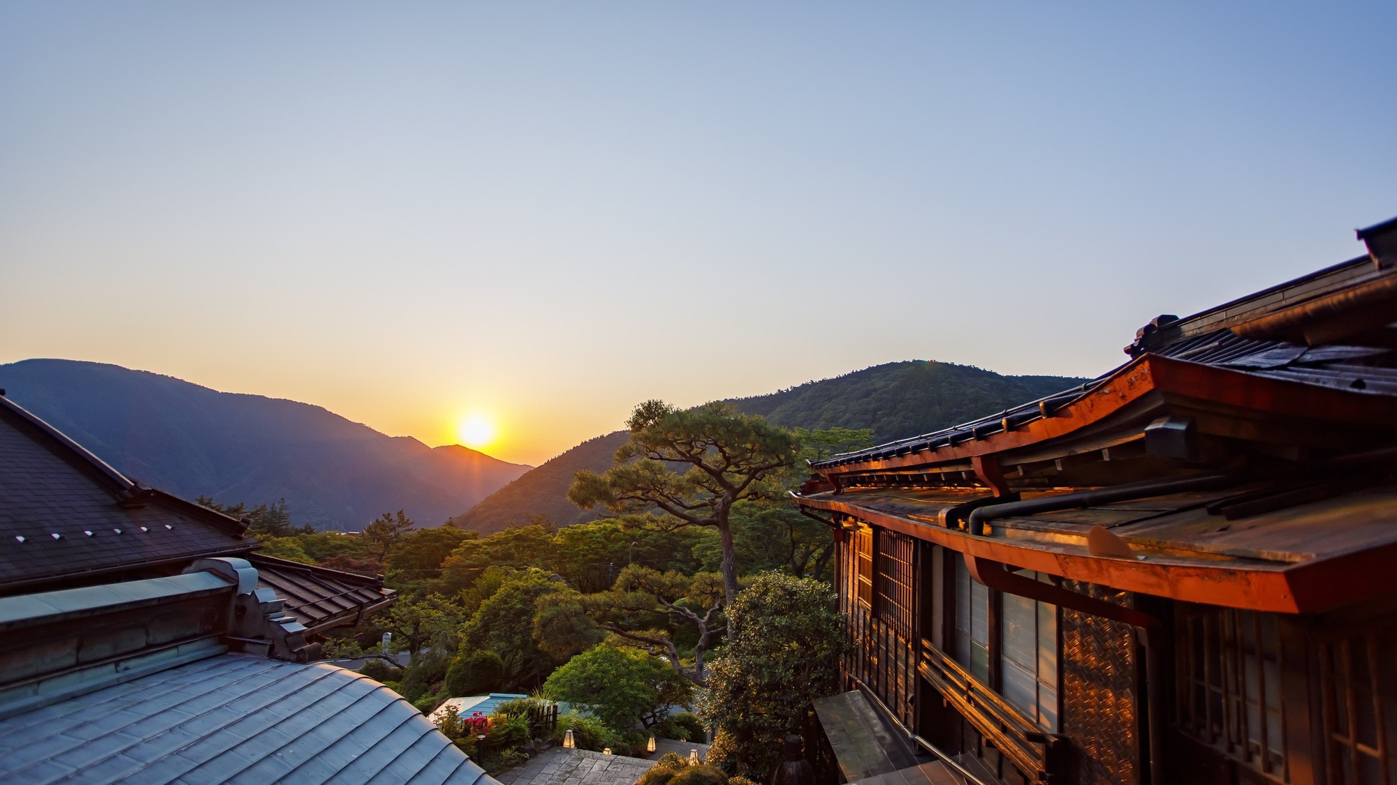 【秋冬旅／お日にち限定】名物 三河屋鍋＆和牛・旬の食材を楽しむ会席料理（夕朝食付き）