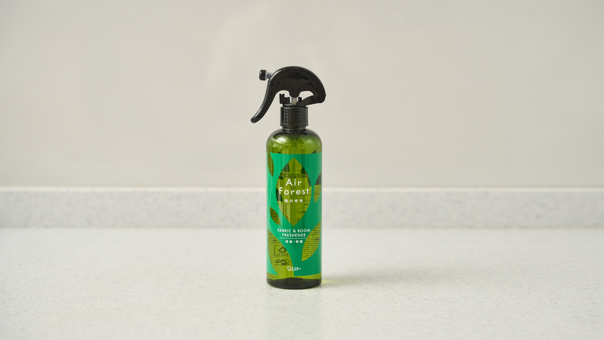 【部屋備品】消臭スプレー（エアフォレスト）