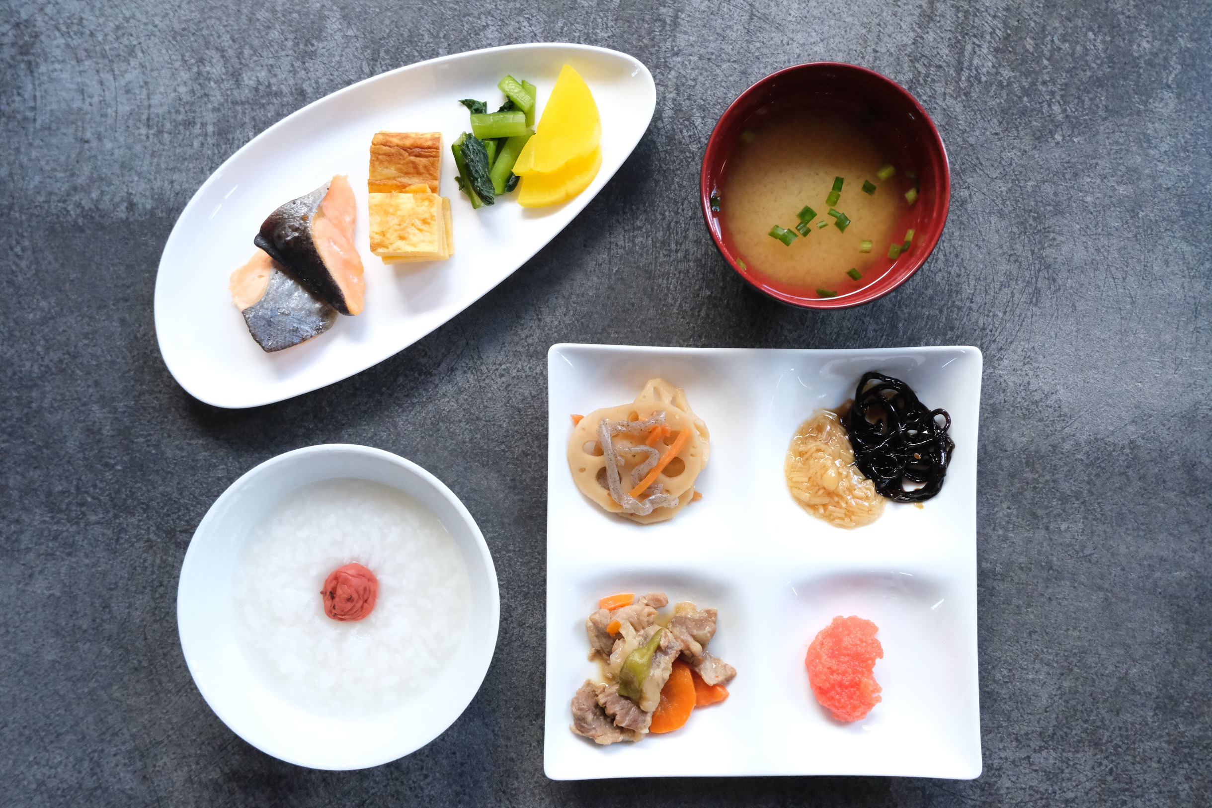 HOTEL KARUIZAWA CROSS 朝食ビュッフェ付プラン（和洋食）