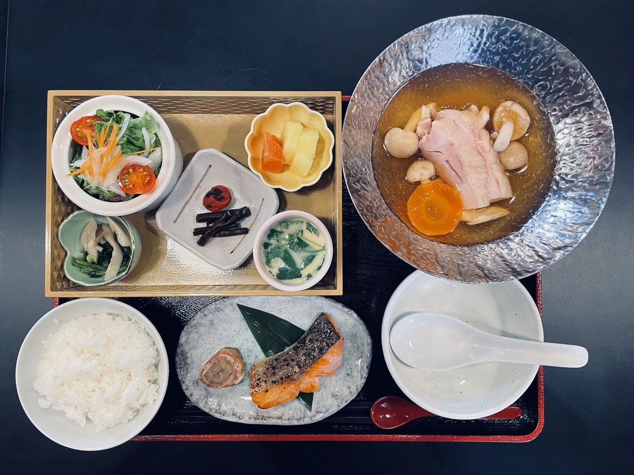 HOTEL KARUIZAWA CROSS 朝食付きプラン（和食）