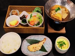 HOTEL KARUIZAWA CROSS 朝食付きプラン（和食）
