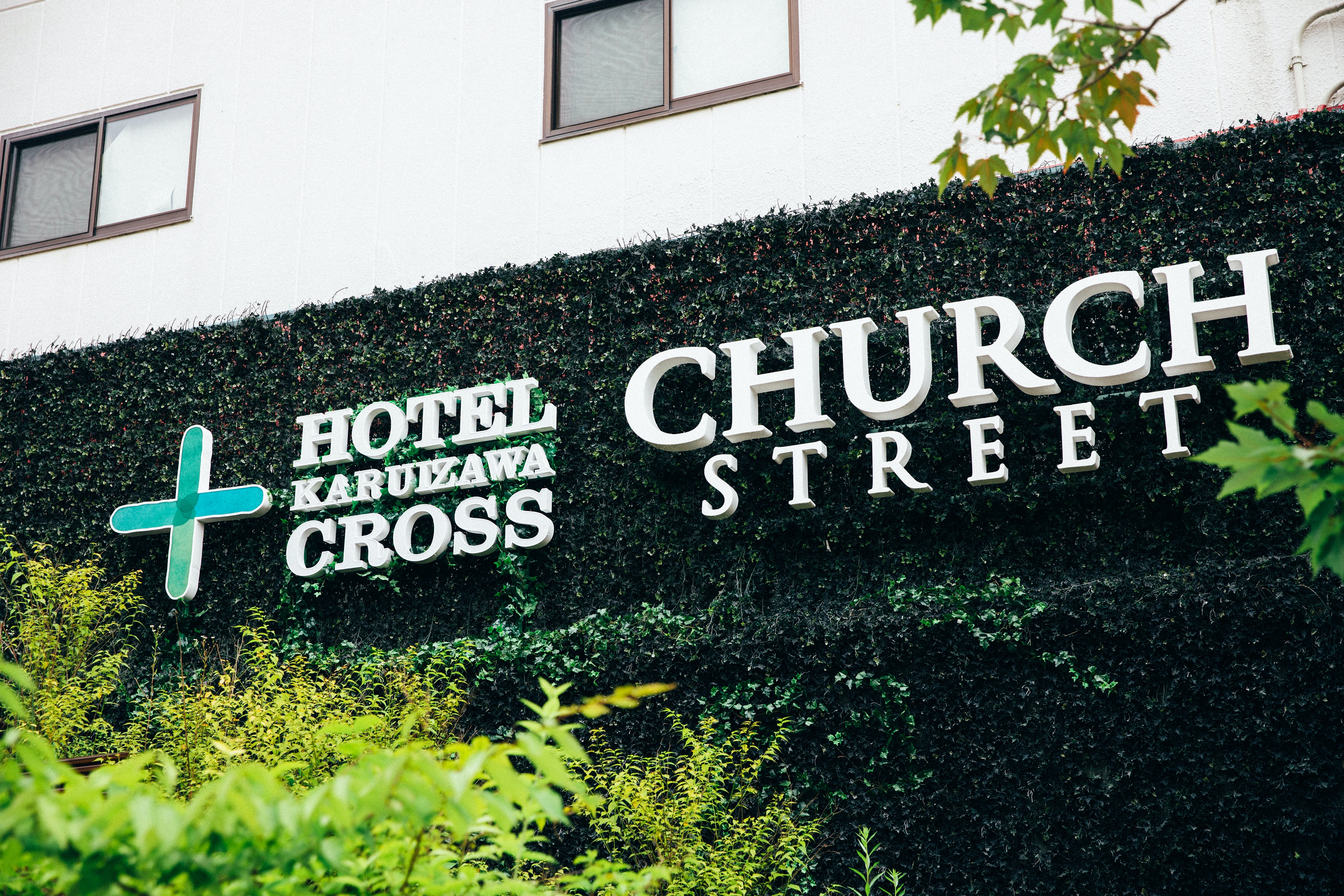 CROSS sign