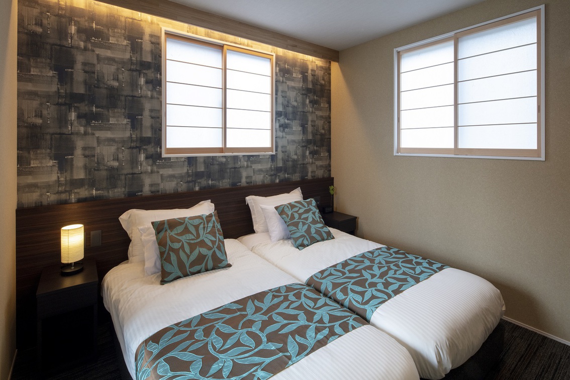 直前特割プラン101　２ベッドルームメゾネットスイート　ベッドルーム２部屋＋吹き抜け２０帖リビング