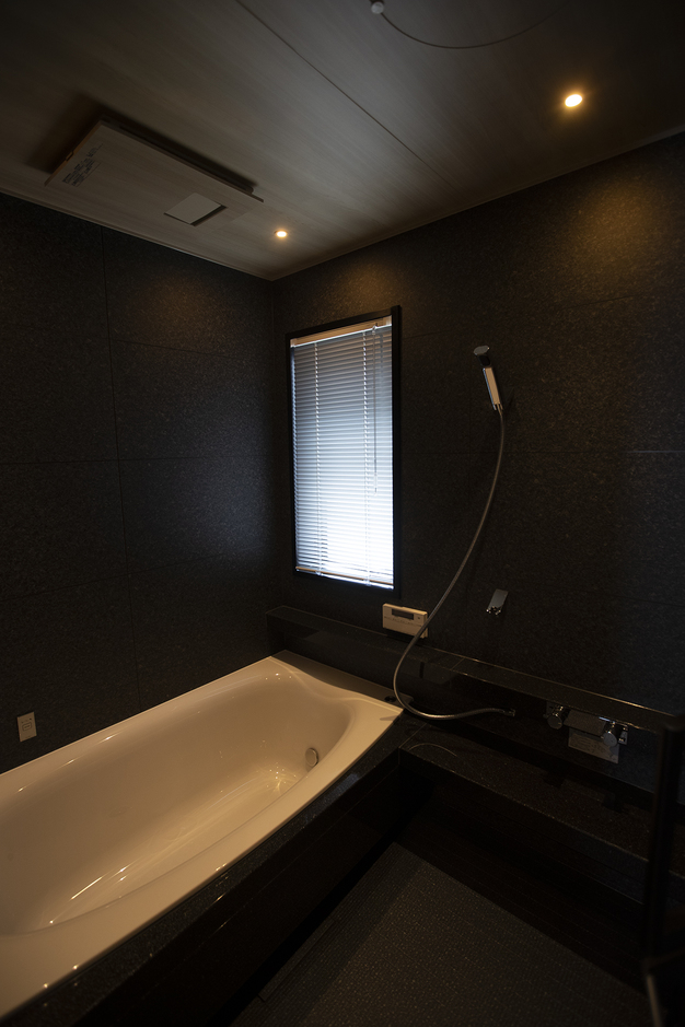 直前連泊プラン101　２ベッドルームメゾネットスイート　ベッドルーム２部屋＋吹き抜け２０帖リビング