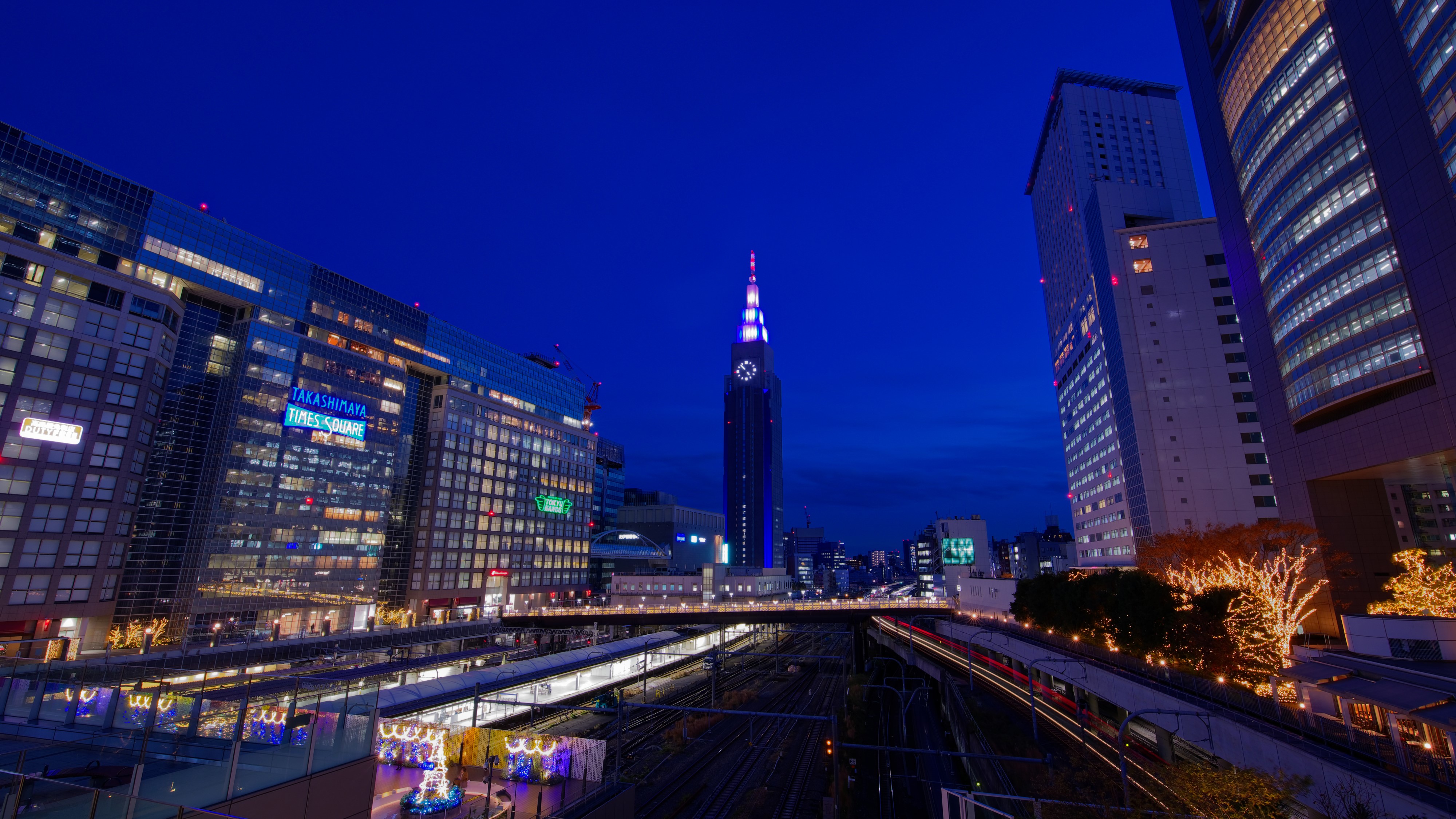 ☆新宿☆JR中央線を利用して約15分