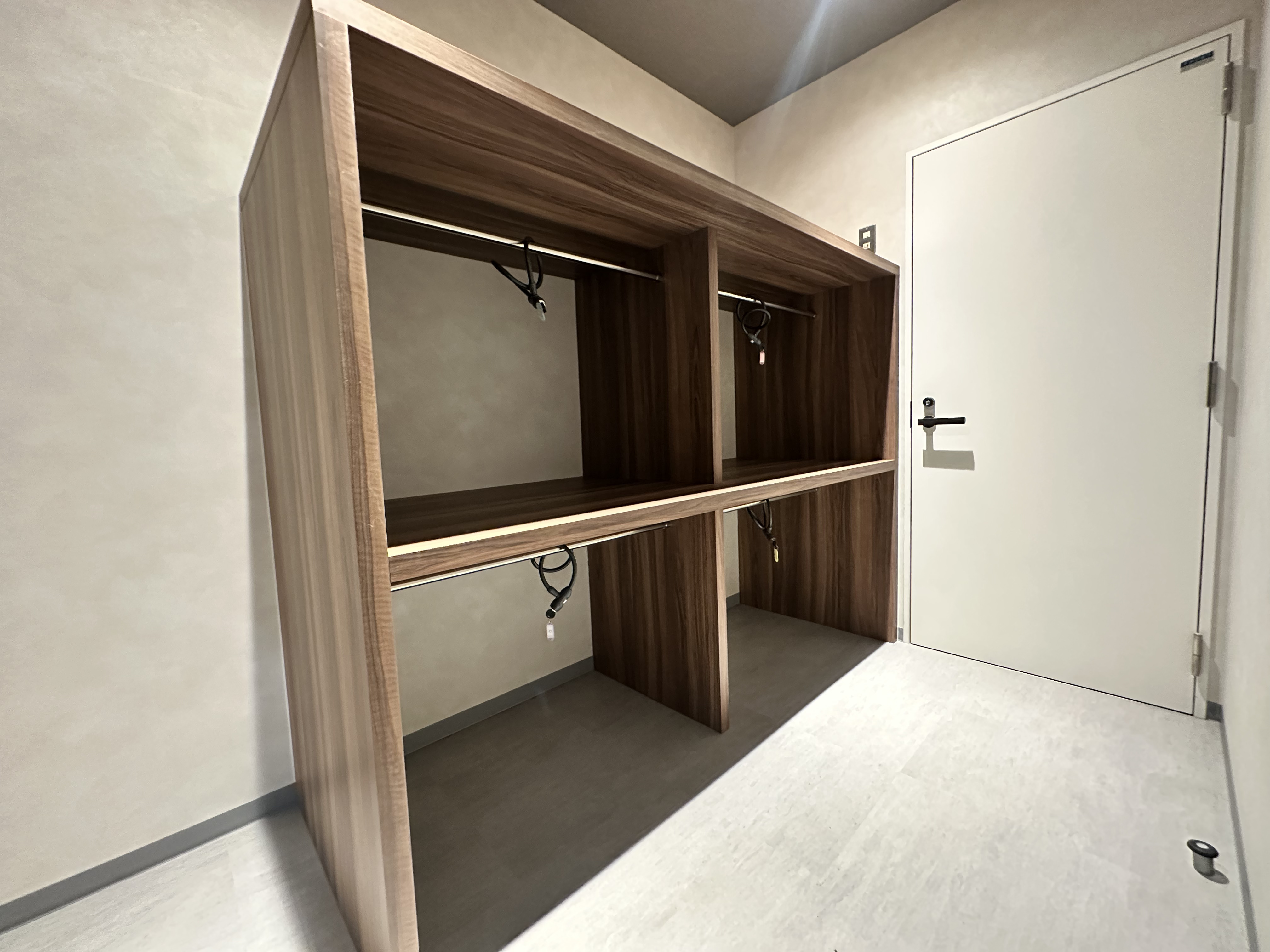 クローク(チェックイン前・チェックアウト後にご利用いただけます)