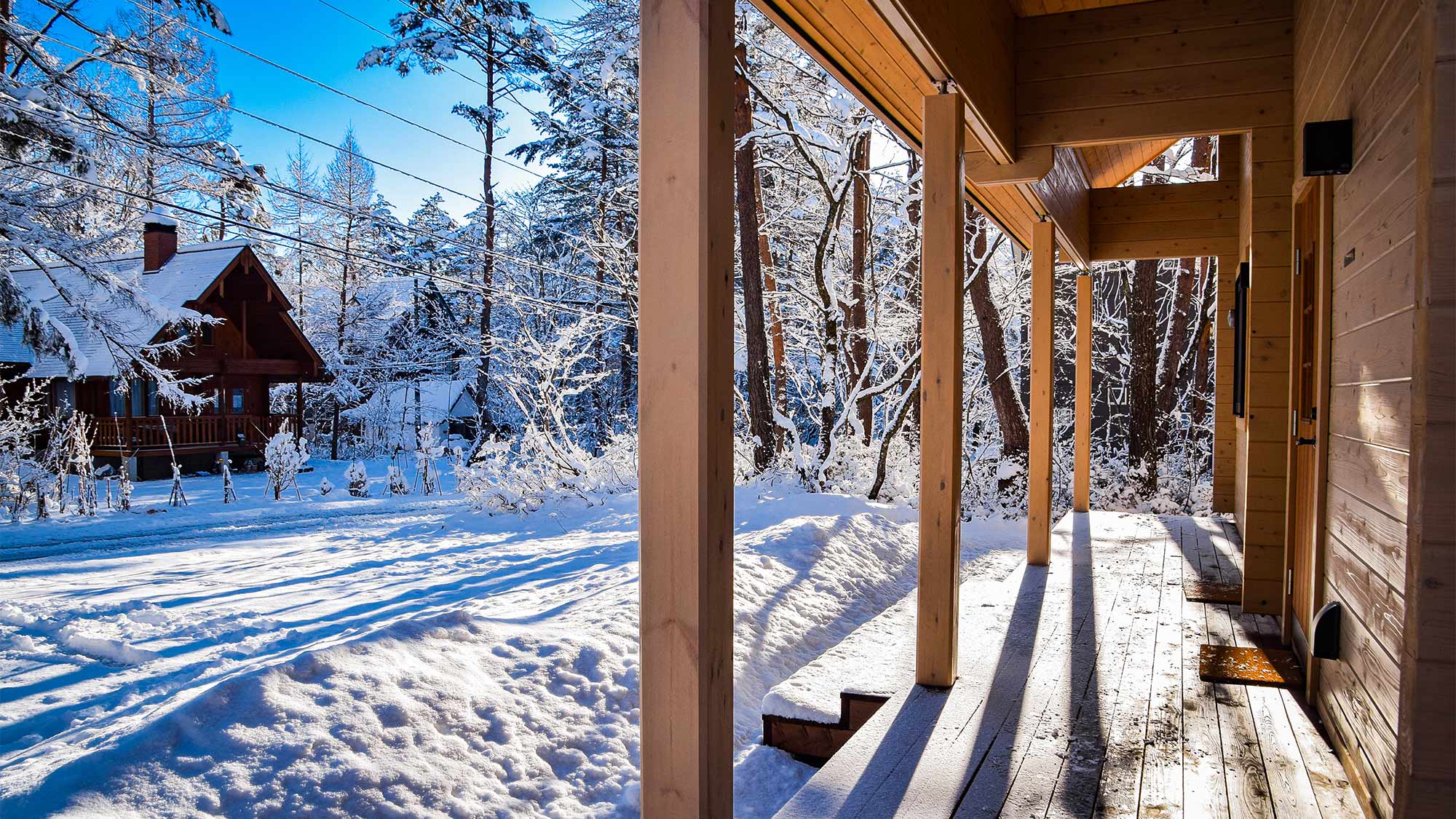 ・＜B棟＞＜外観＞冬シーズンは雪のきらめきと澄んだ空気が最高です