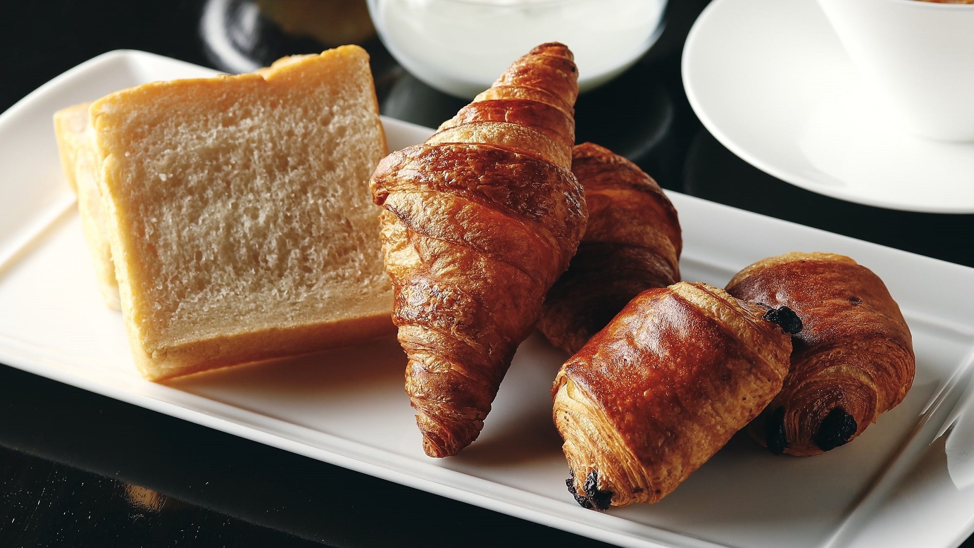パンとお飲み物を中心とした軽朝食