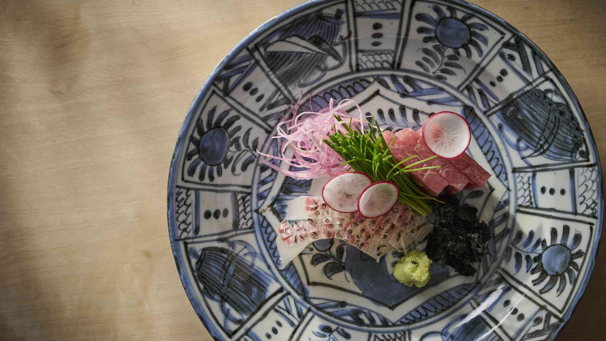 【LUXDAYS】京都の四季を味わう日本料理／割烹夕食・朝食付
