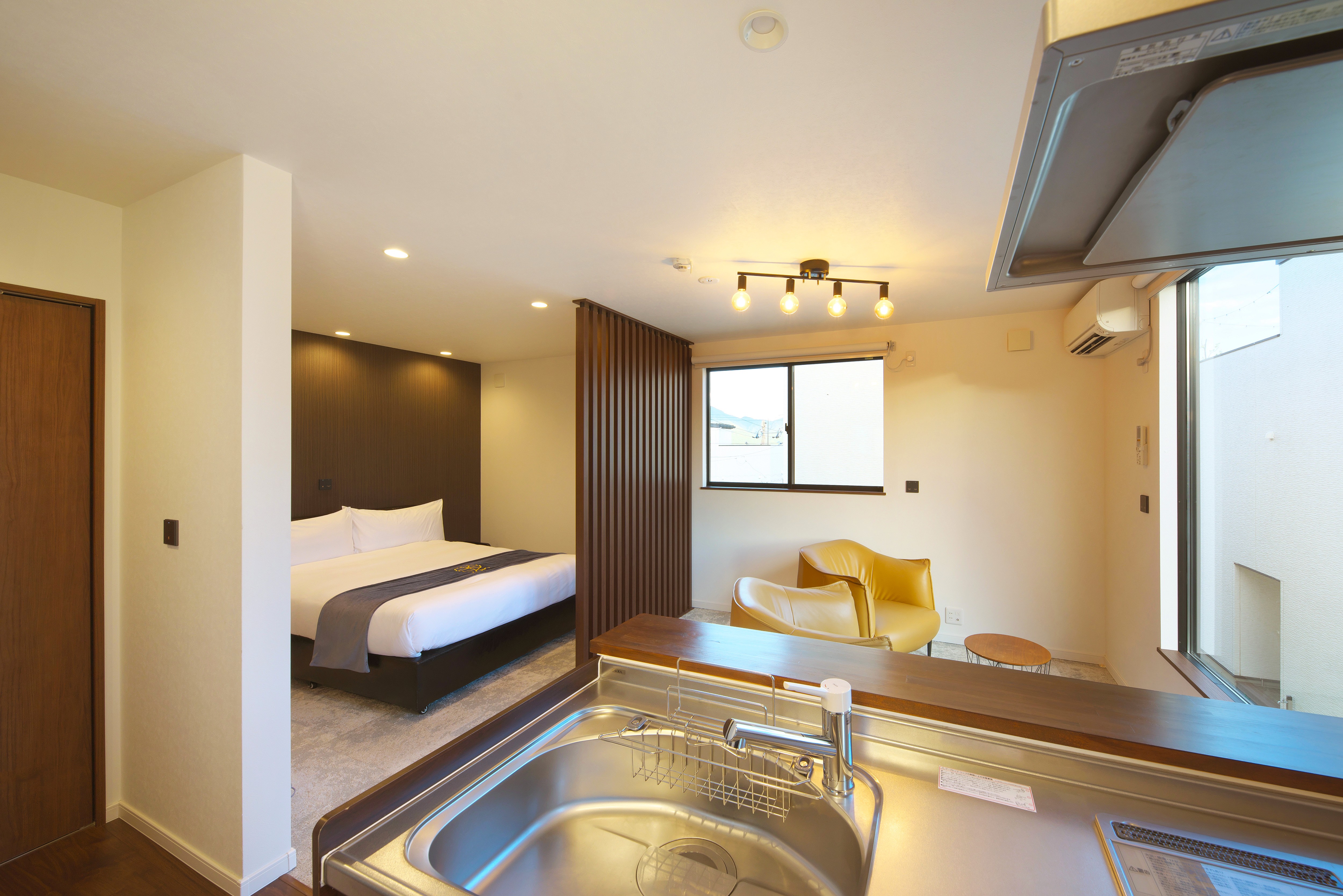 【ルーフトップヴィラ】様々なスタイルで使用できる2階キッチン