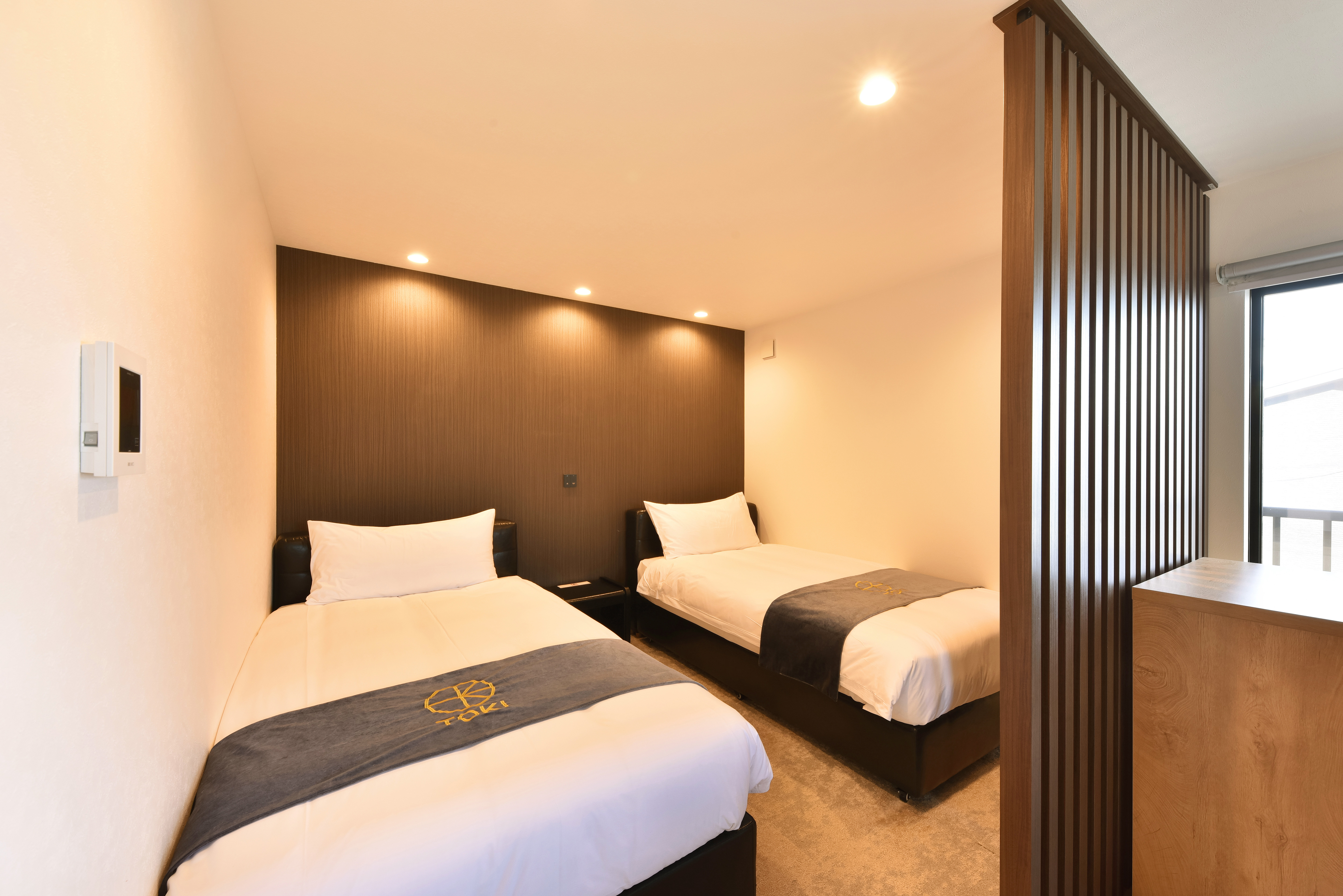 【ルーフトップヴィラ】1階ベッドルーム