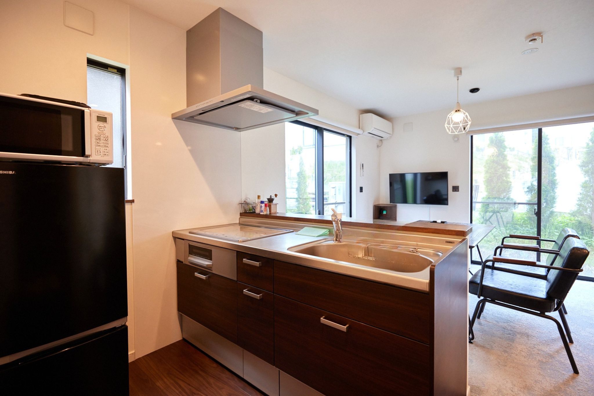 ルーフトップヴィラシアタールーム付 TypeA-1階キッチン