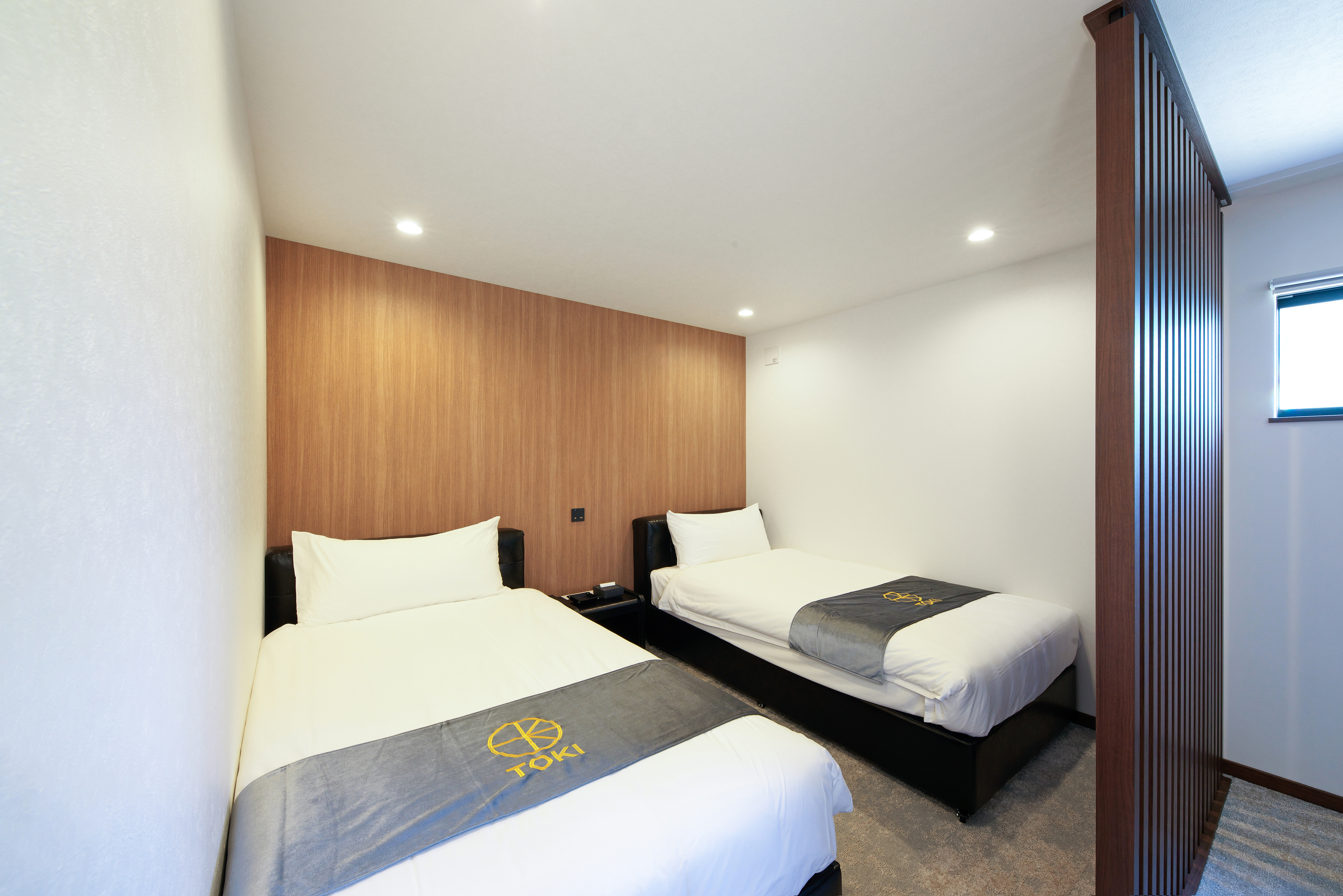 【ルーフトップヴィラシアタールーム付 TypeB】ベッド・1階2階共通