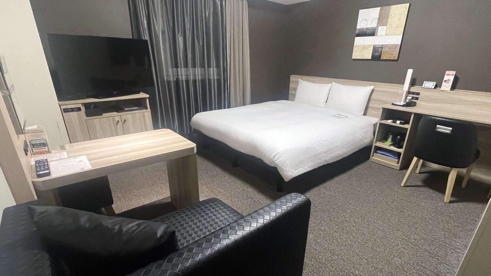 スタンダードダブルルーム1