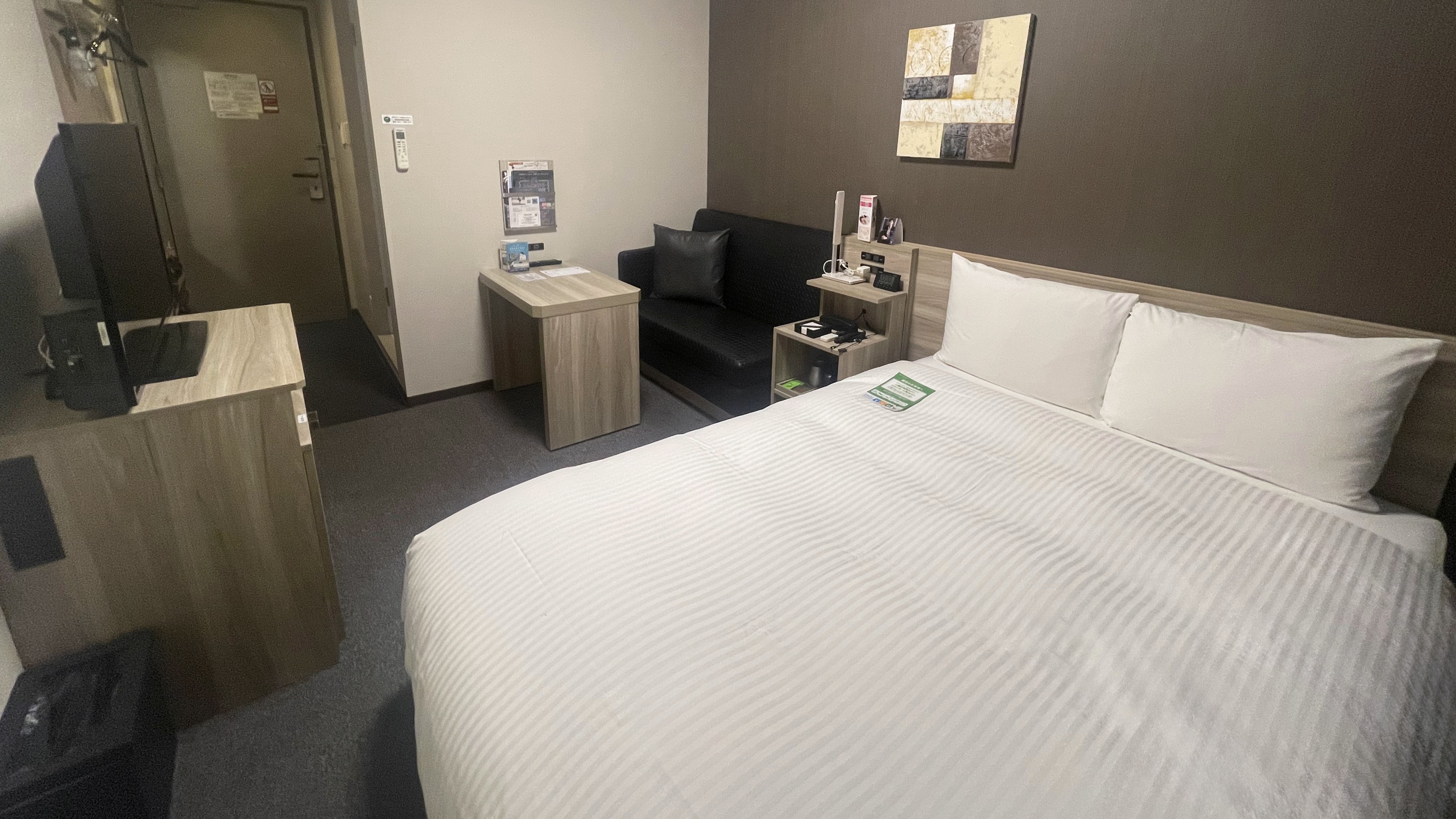 コンフォートセミダブルルーム1