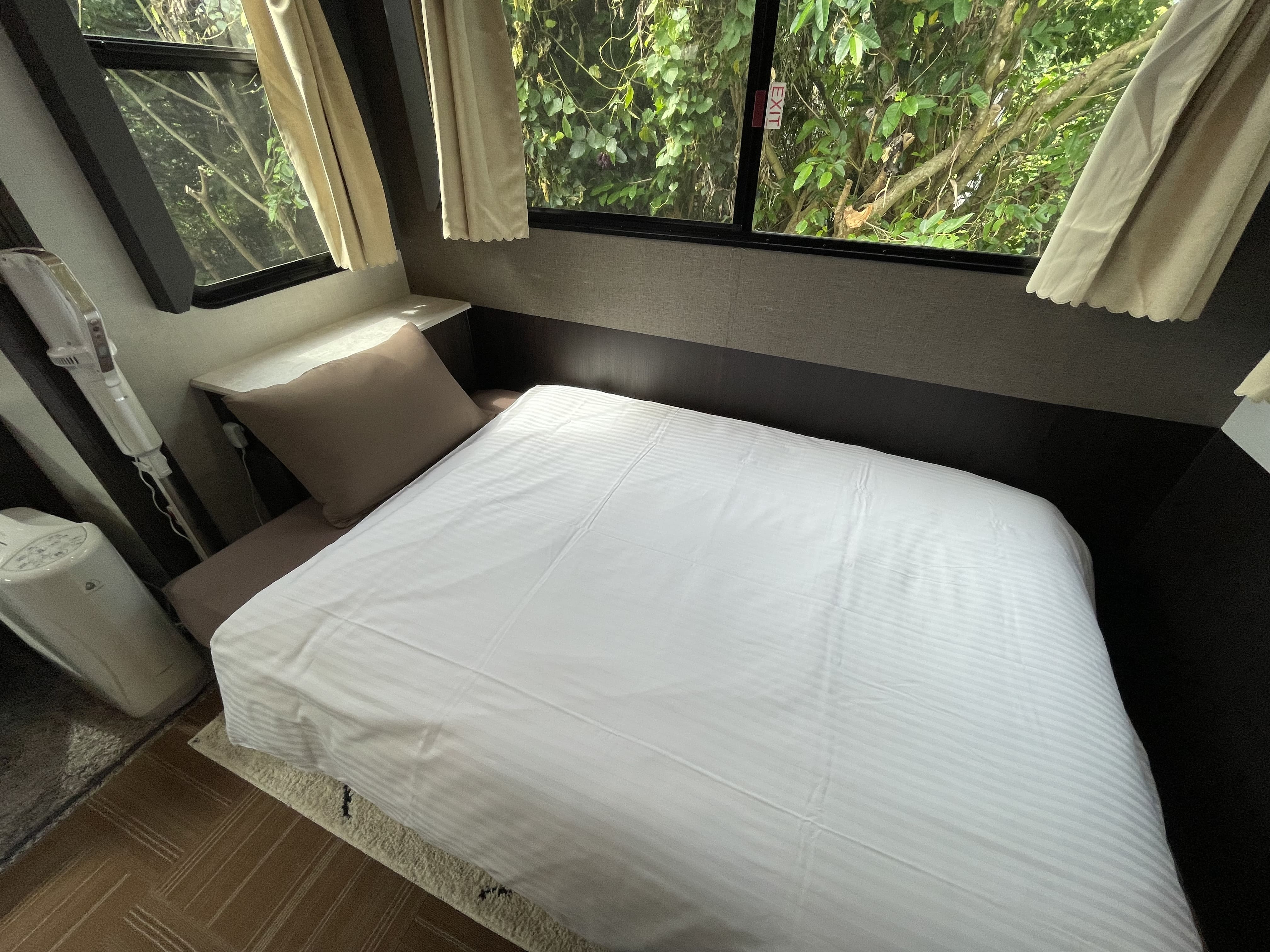 トレーラーソファーベッド２