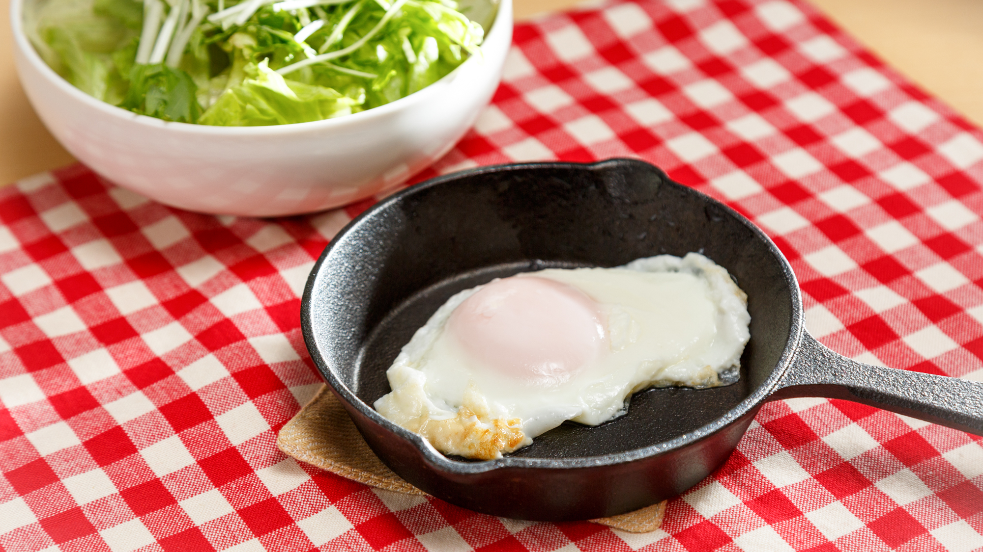 出来立ての卵料理は日替わりでご提供（オムレツ・目玉焼き）