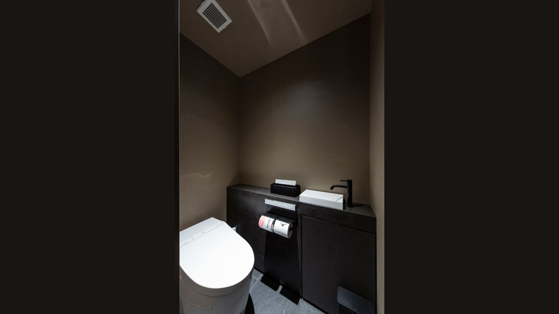 デラックスツインルーム・プレミアム(ツイン・touツイン・テラス付きtouキング)ルーム / 化粧室