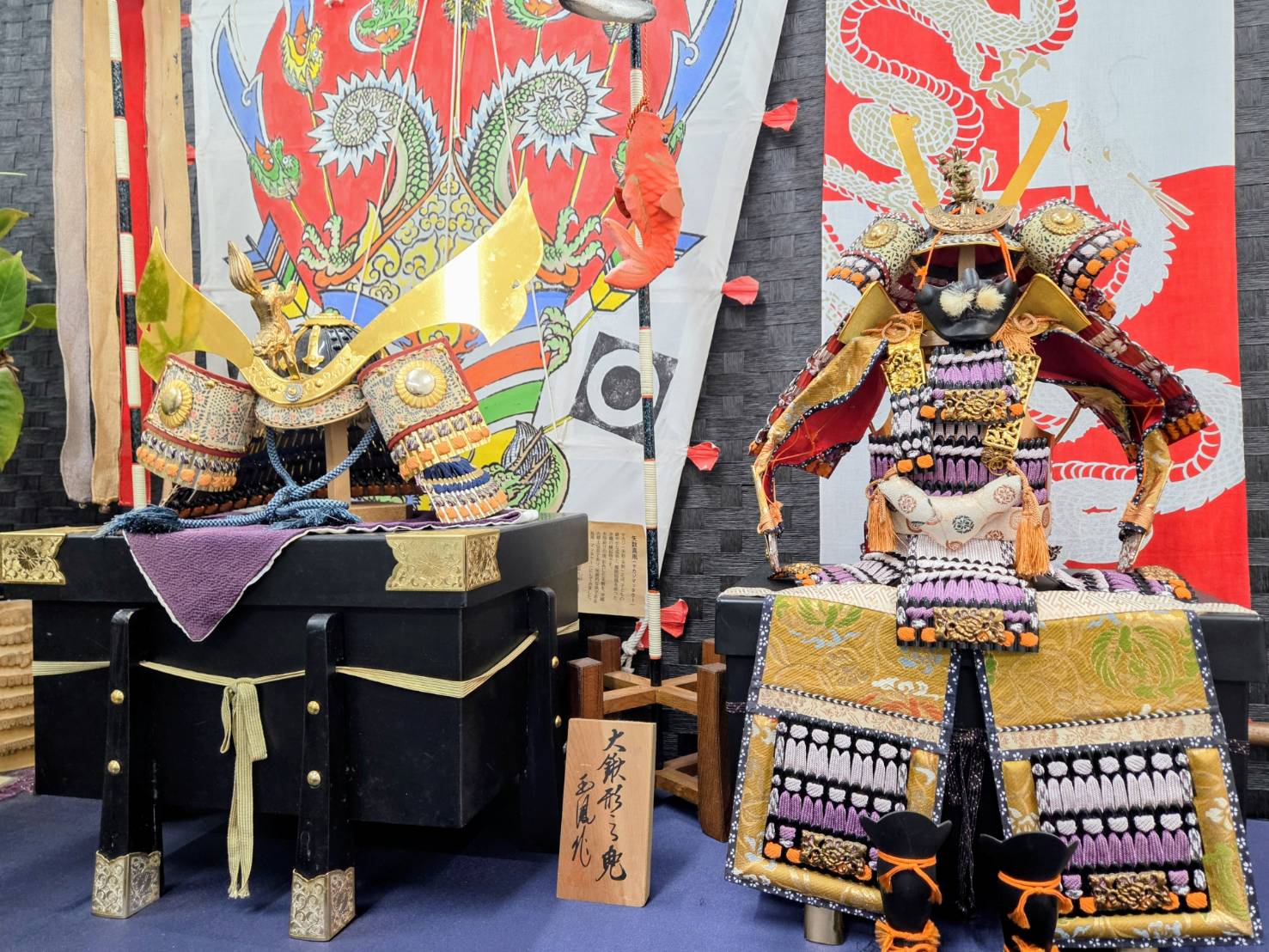 フロント武者人形