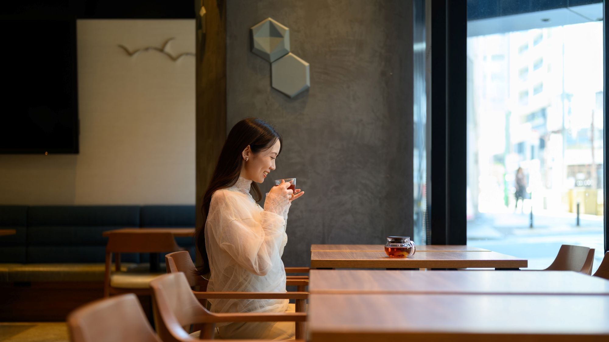 ご宿泊のお客様はCANVASラウンジで無料でコーヒーや紅茶をお楽しみいただけます。