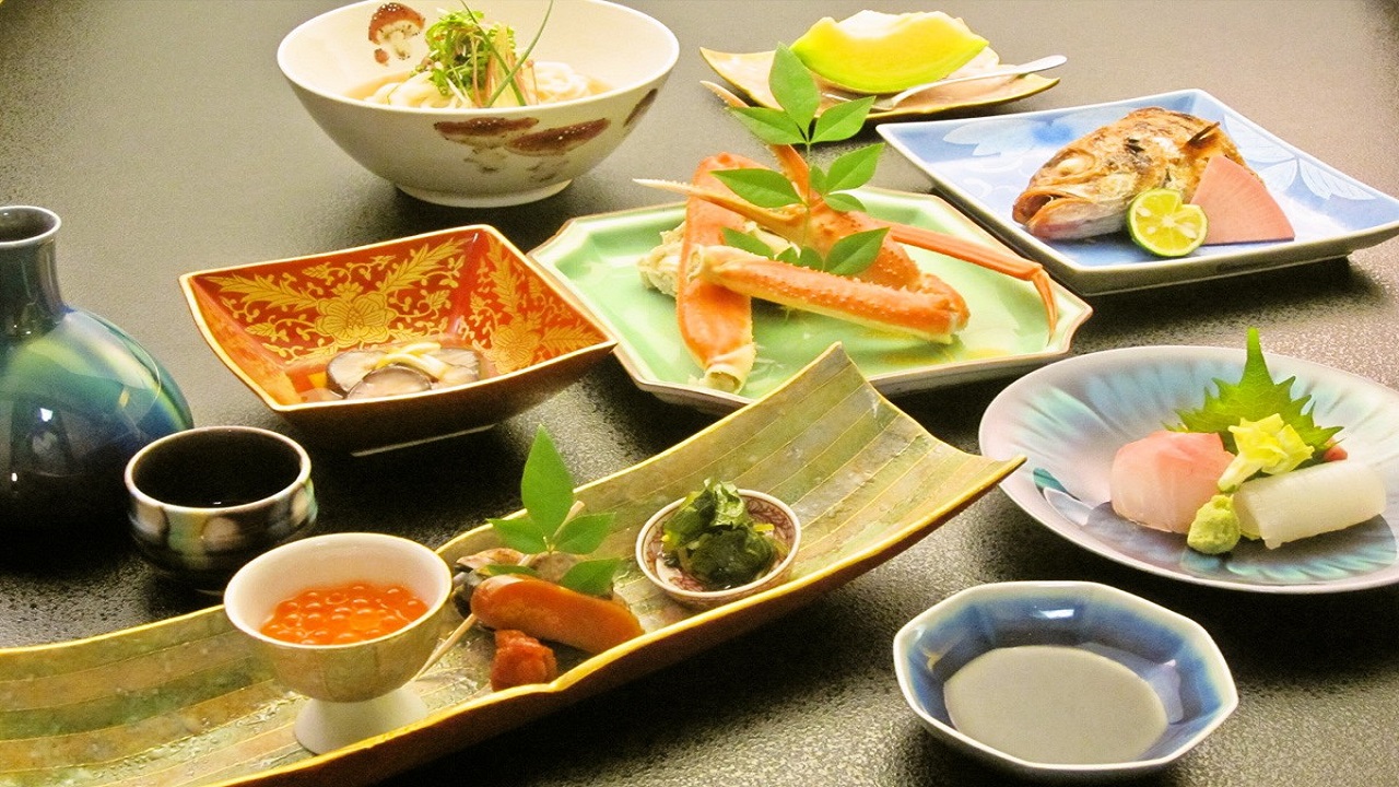 『日本料理 梶助』創業約60年の老舗懐石料理店です。