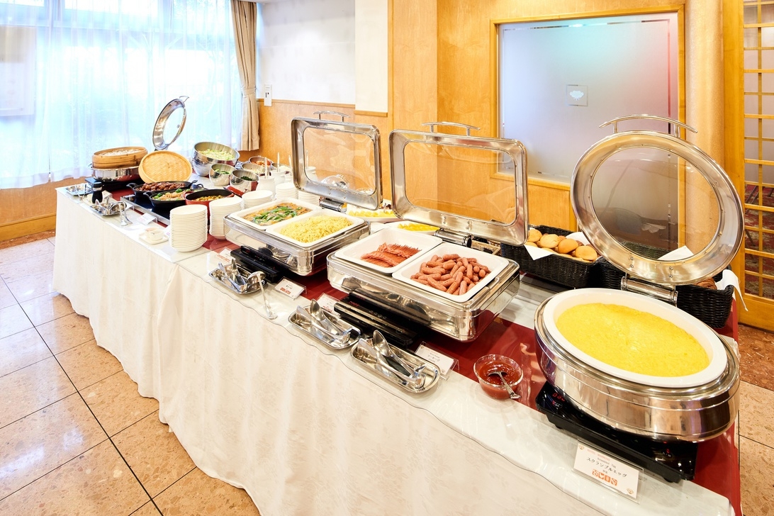 スーペリアルーム【ご朝食付き】〜シモンズ製ベッドでごゆっくりと〜