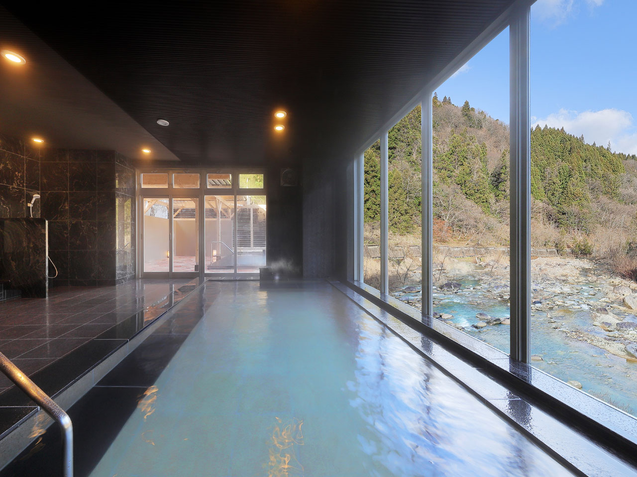 ONSEN KOKONOYU 「九湯」女性大浴場